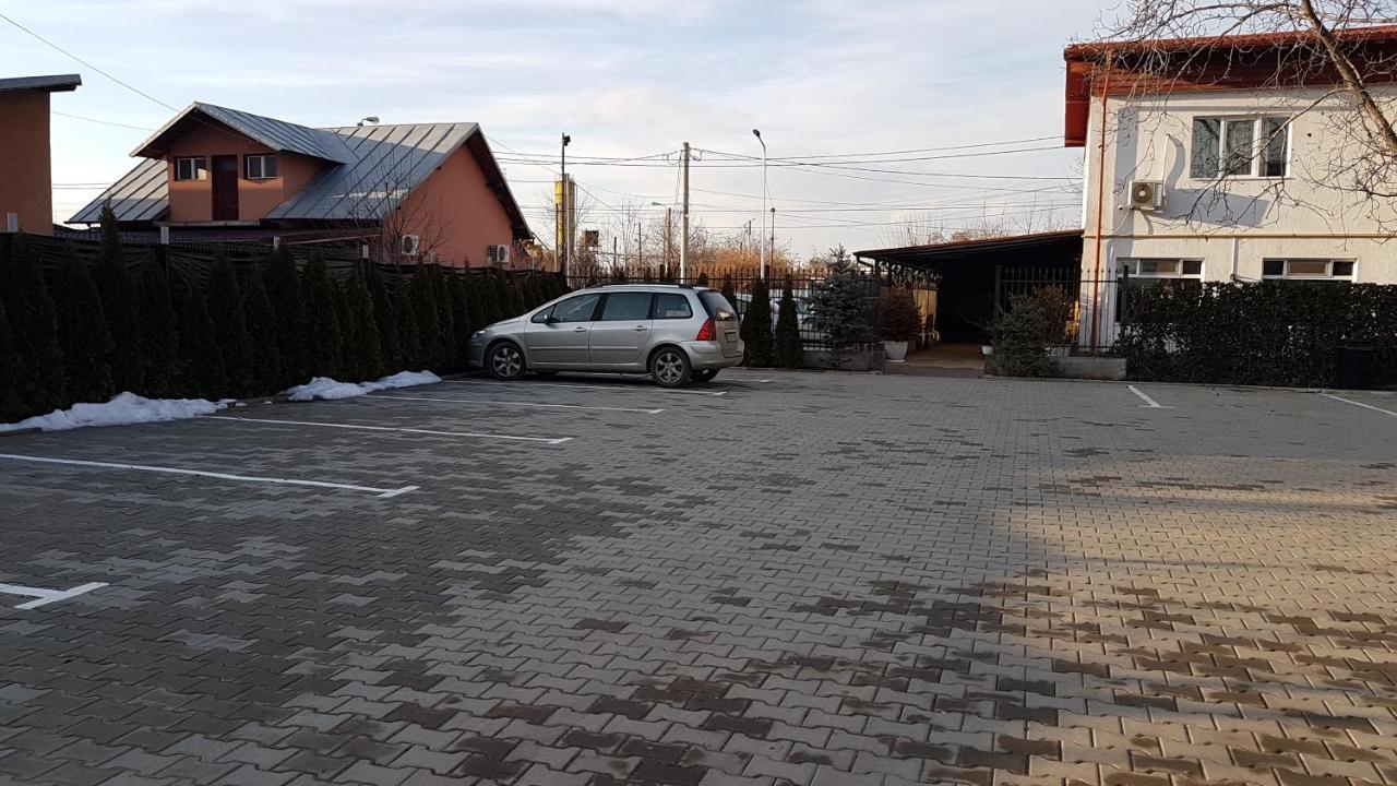 Hotel Viva Ploieşti Exterior foto